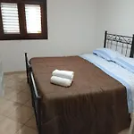 Newfaro2 Pensión 3*