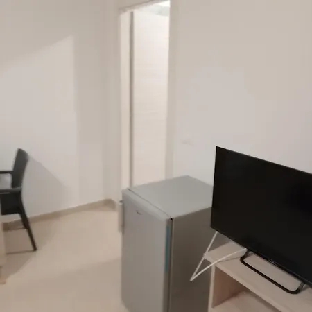 Newfaro2 Guest house